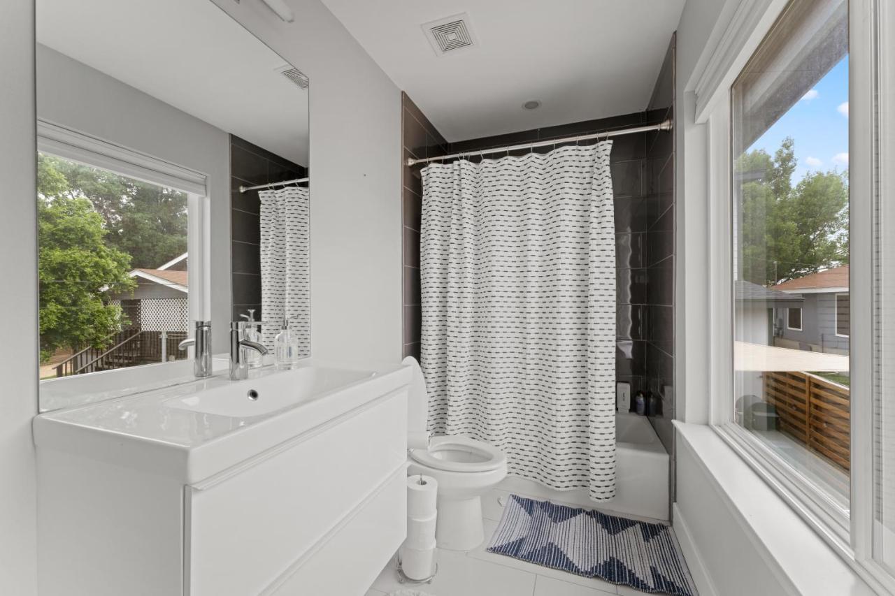 Detached 1 Bed 1 Bath In-Law Suite 3 Miles From Downtown! Остин Экстерьер фото