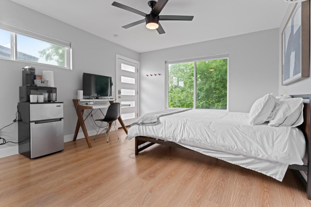 Detached 1 Bed 1 Bath In-Law Suite 3 Miles From Downtown! Остин Экстерьер фото